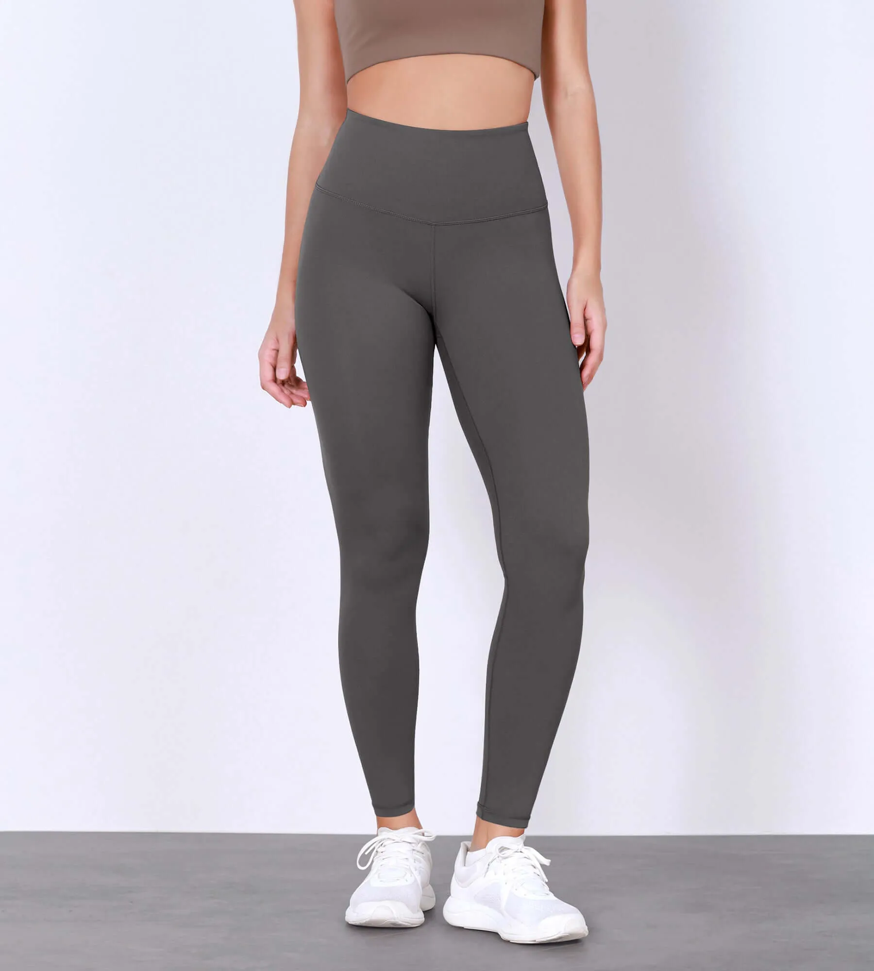 28" Odlex Body-Hugging Workout Leggings with Back Pocket