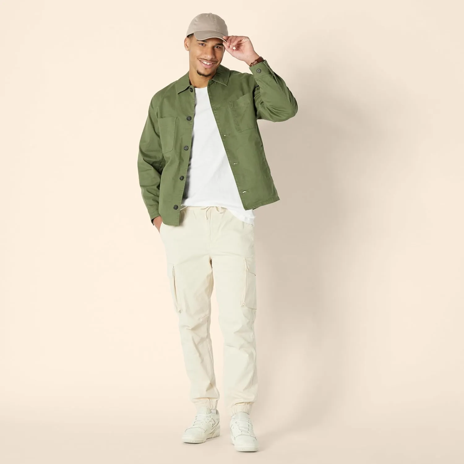 Amazon Essentials Men's Relaxed-Fit Stretch Cotton Utility Jacket