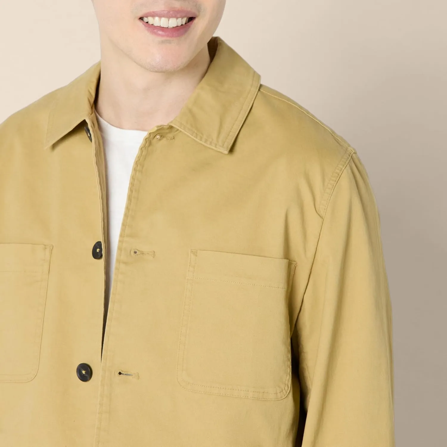 Amazon Essentials Men's Relaxed-Fit Stretch Cotton Utility Jacket