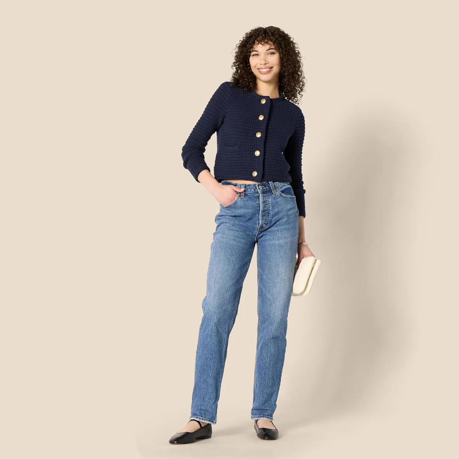 Amazon Essentials Women's Regular-Fit Midweight Cardigan Sweater