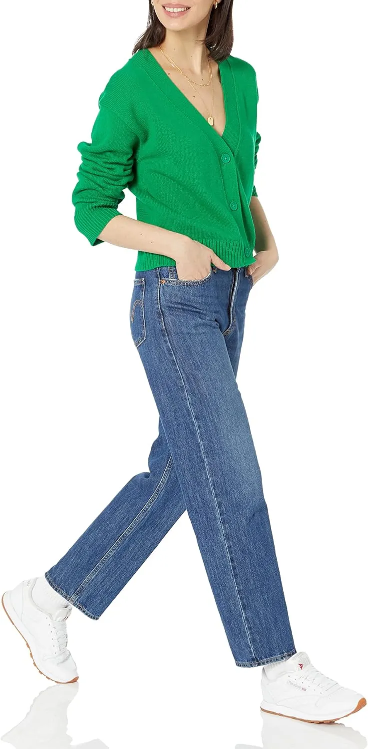 Amazon Essentials Women's Relaxed Fit V-Neck Cropped Cardigan