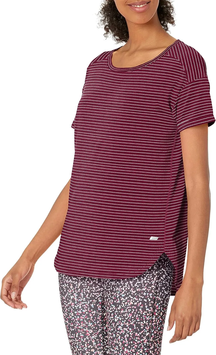 Amazon Essentials Women's Studio Relaxed-Fit Lightweight Crewneck T-Shirt (Available in Plus Size), Multipacks
