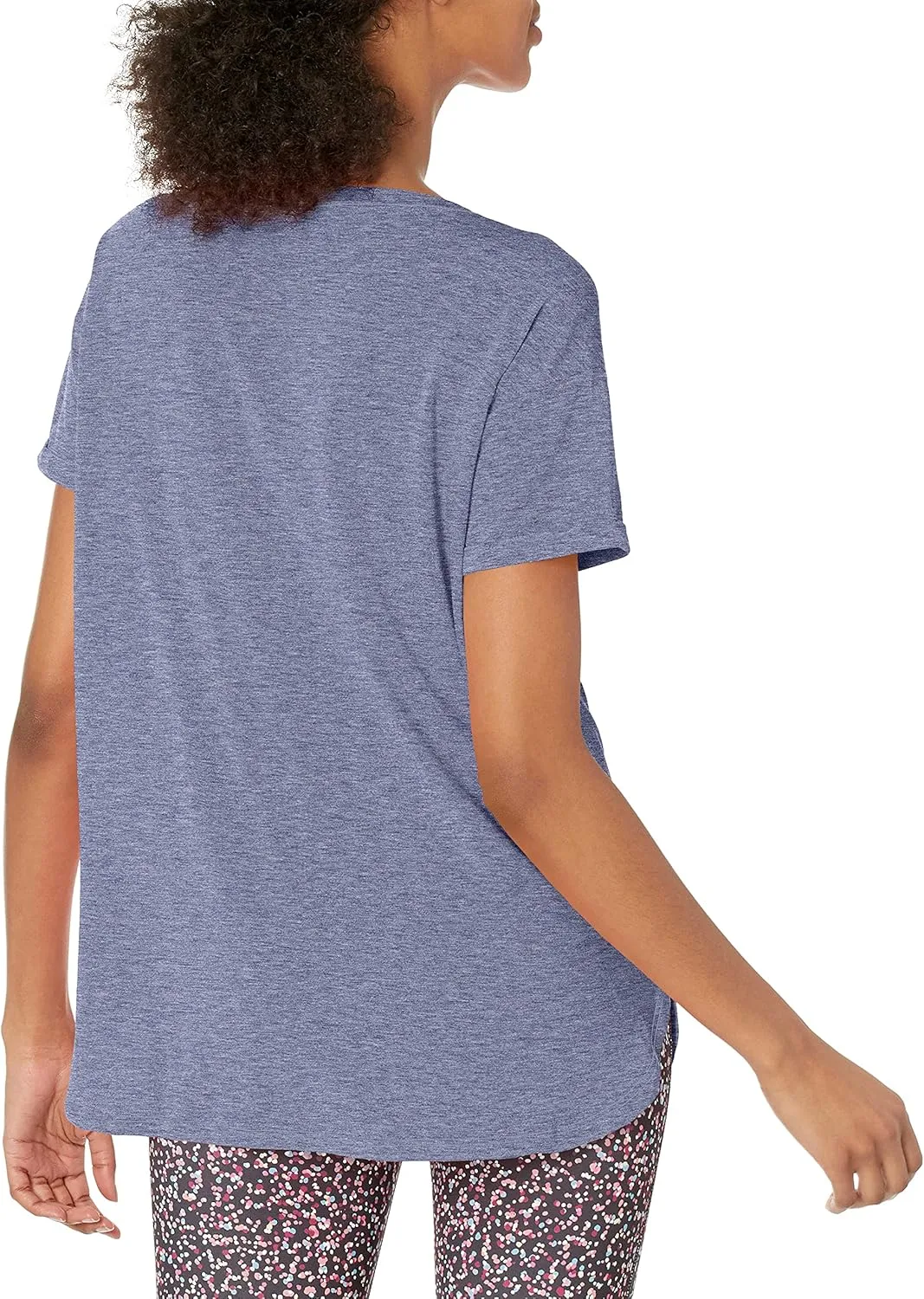 Amazon Essentials Women's Studio Relaxed-Fit Lightweight Crewneck T-Shirt (Available in Plus Size), Multipacks