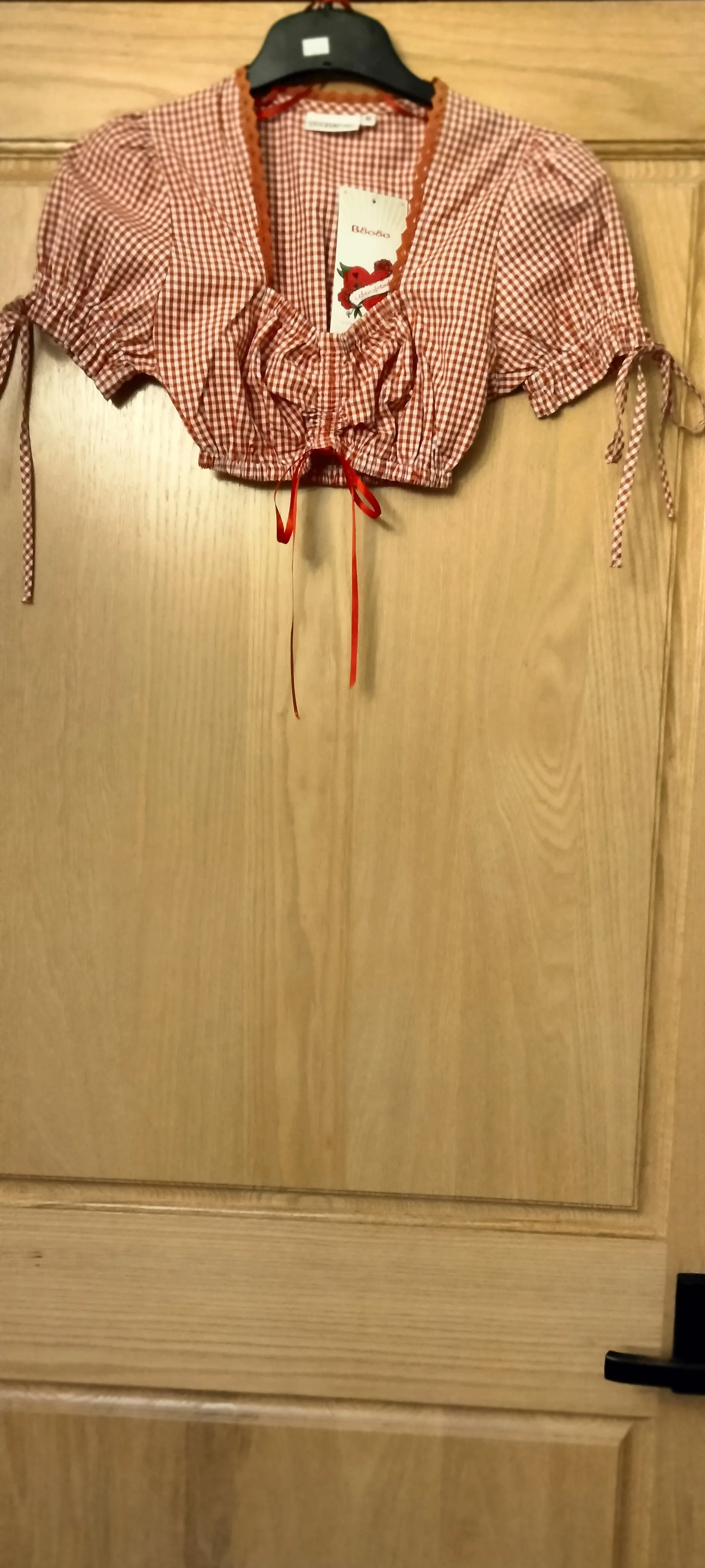 B-8080 Stockerpoint Dirndl Blouse red/white checkered