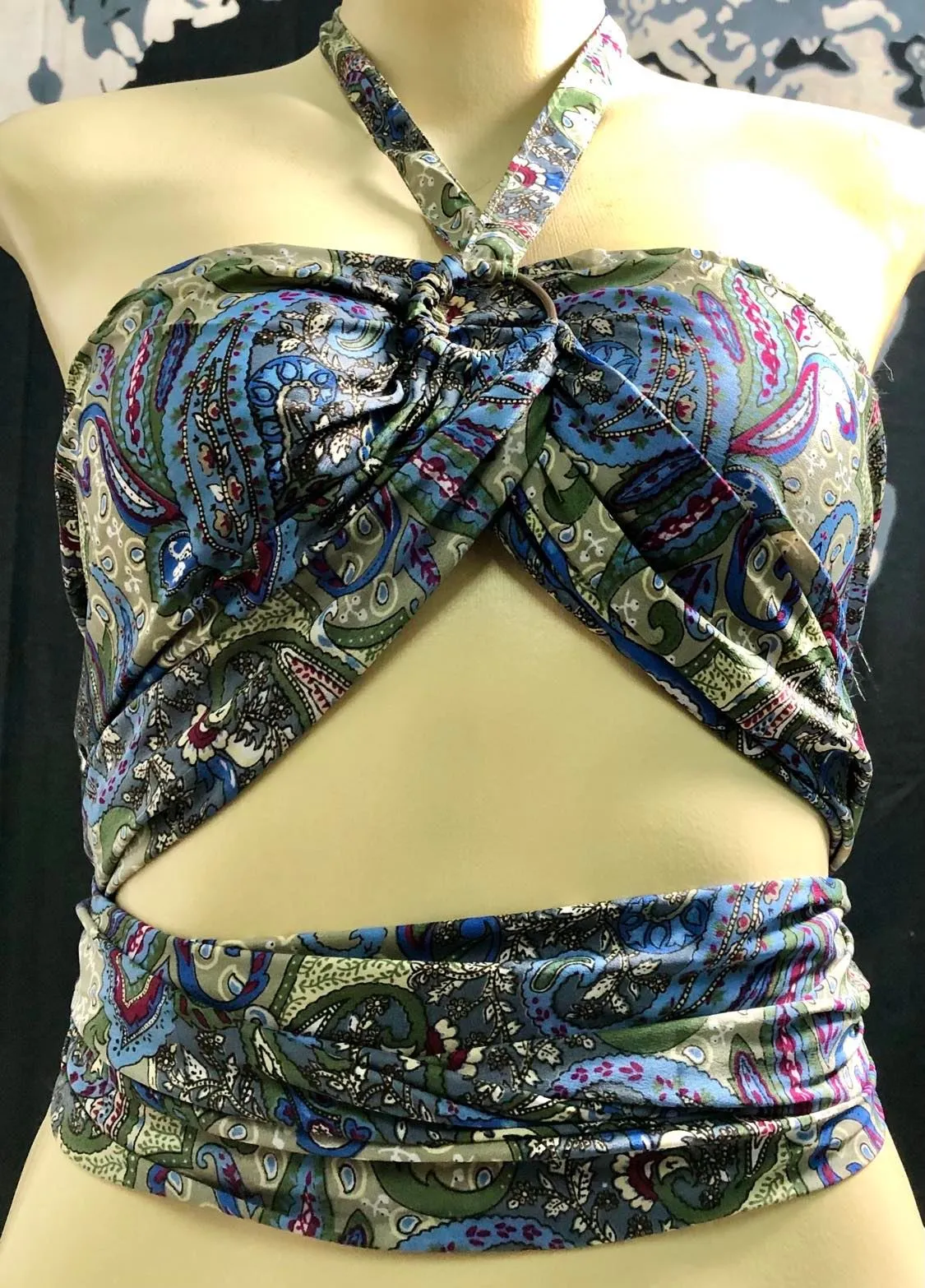 Buttersilk Ring Crop Top