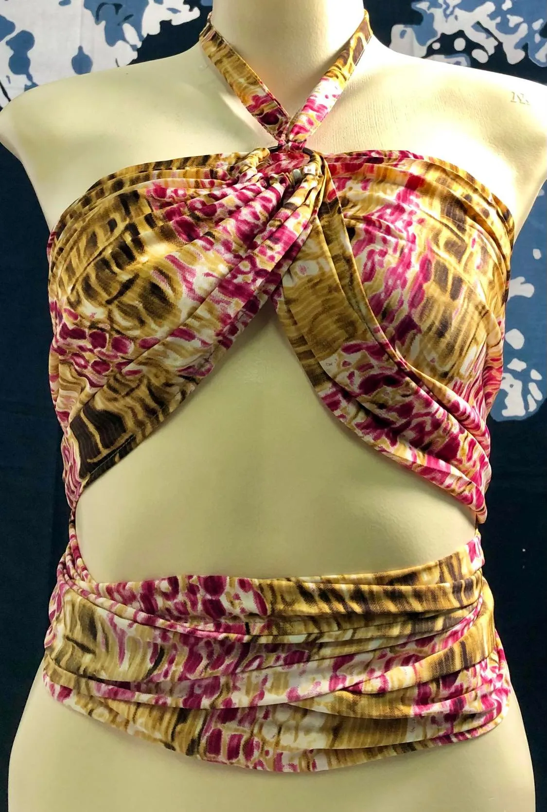 Buttersilk Ring Crop Top