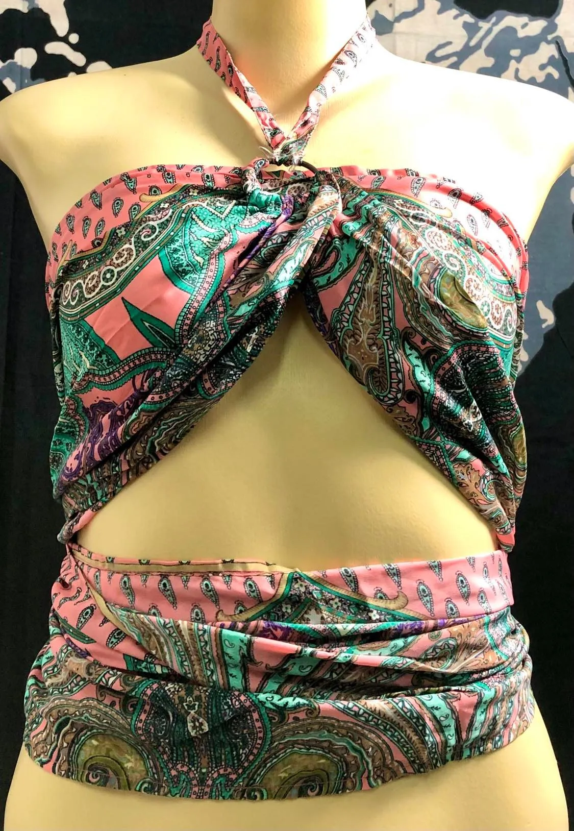 Buttersilk Ring Crop Top