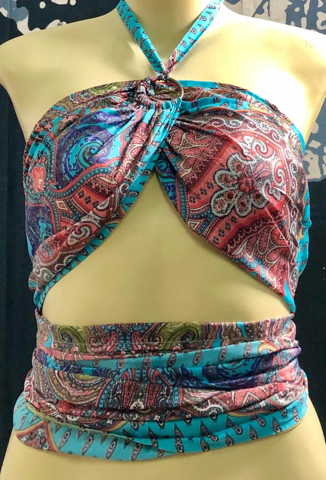 Buttersilk Ring Crop Top