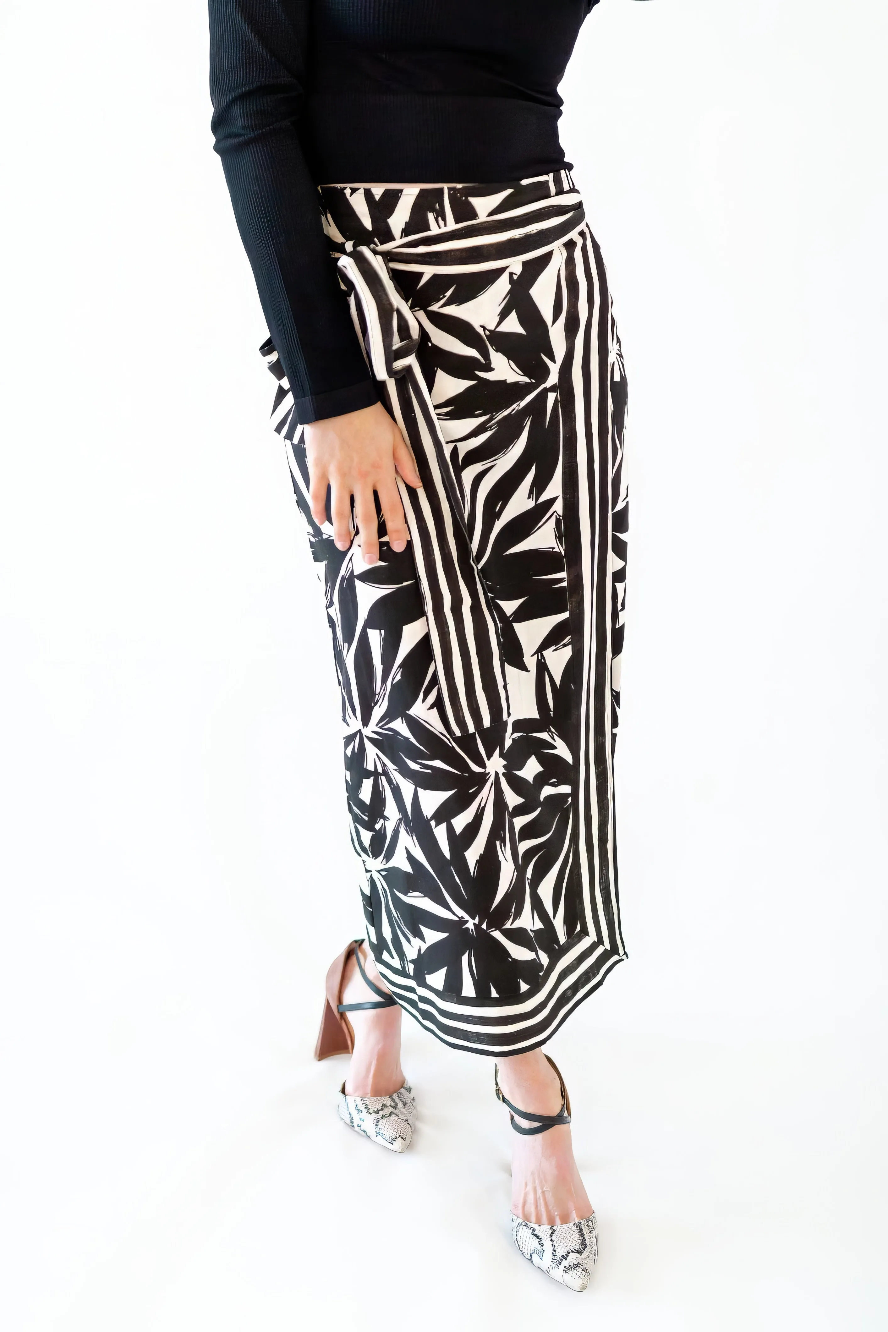 Camille Botanical Linen Skirt