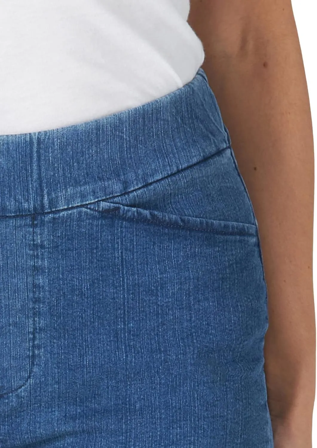 Chic Classic Collection Women's Relaxed Fit Flat Bermuda Short