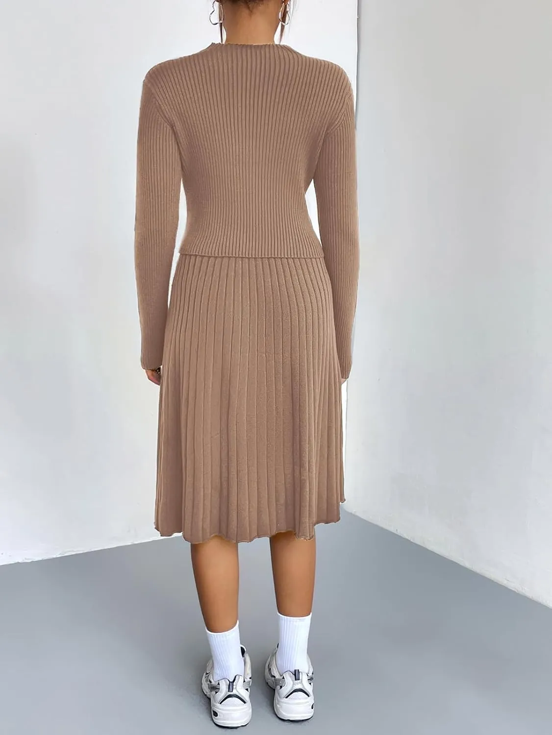 chouyatou Women's 2 Piece Outfits Long Sleeve Sweater Crop Top and Elastic Waist A-line Pleated Midi Skirt Sets
