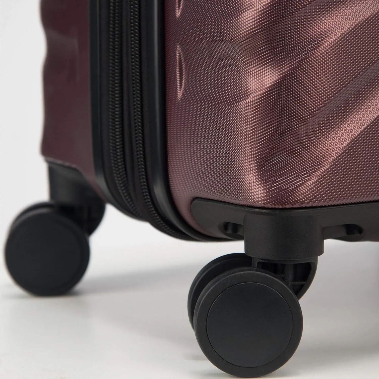 Delsey Paris Alexis Durable Hardside Luggage, Expandable Lightweight 4-Wheel Spinner, Easy Grip Telescoping Handle for Smooth Mobility, TSA-Lock Incorporated, Men and Women, Burgundy, Check-In 25-Inch