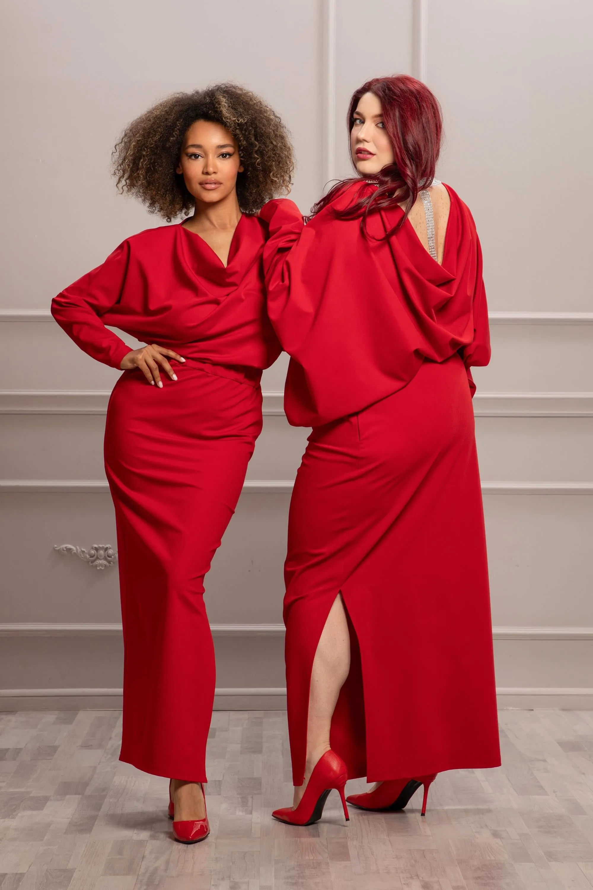 FLATTERING FESTIVE DRESS