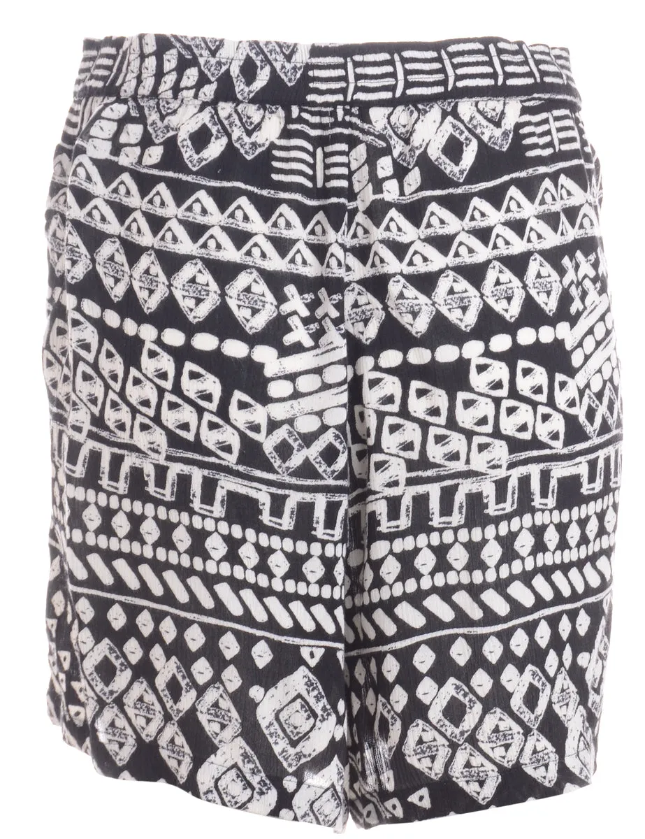 Label Geometric Summer Shorts