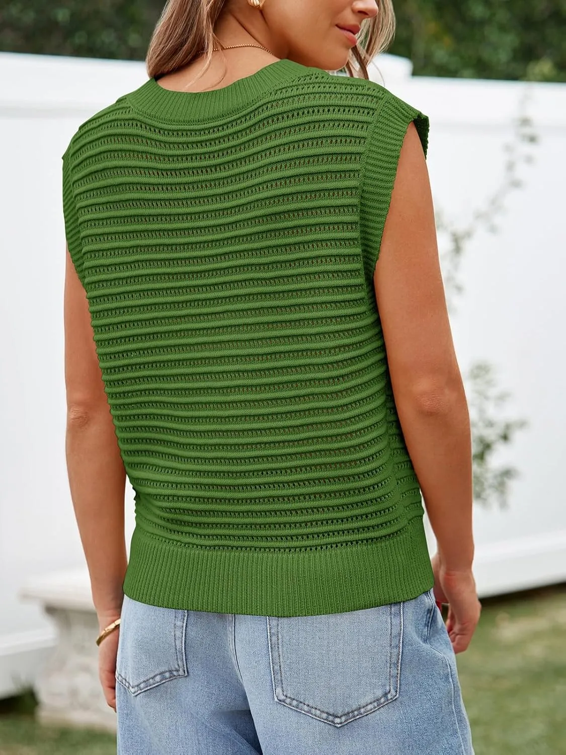 Lueluoye Women's Summer Knit Sweater Vest Cap Sleeve Casual Trendy Crew Neck Ribbed Pullover Tank Tops