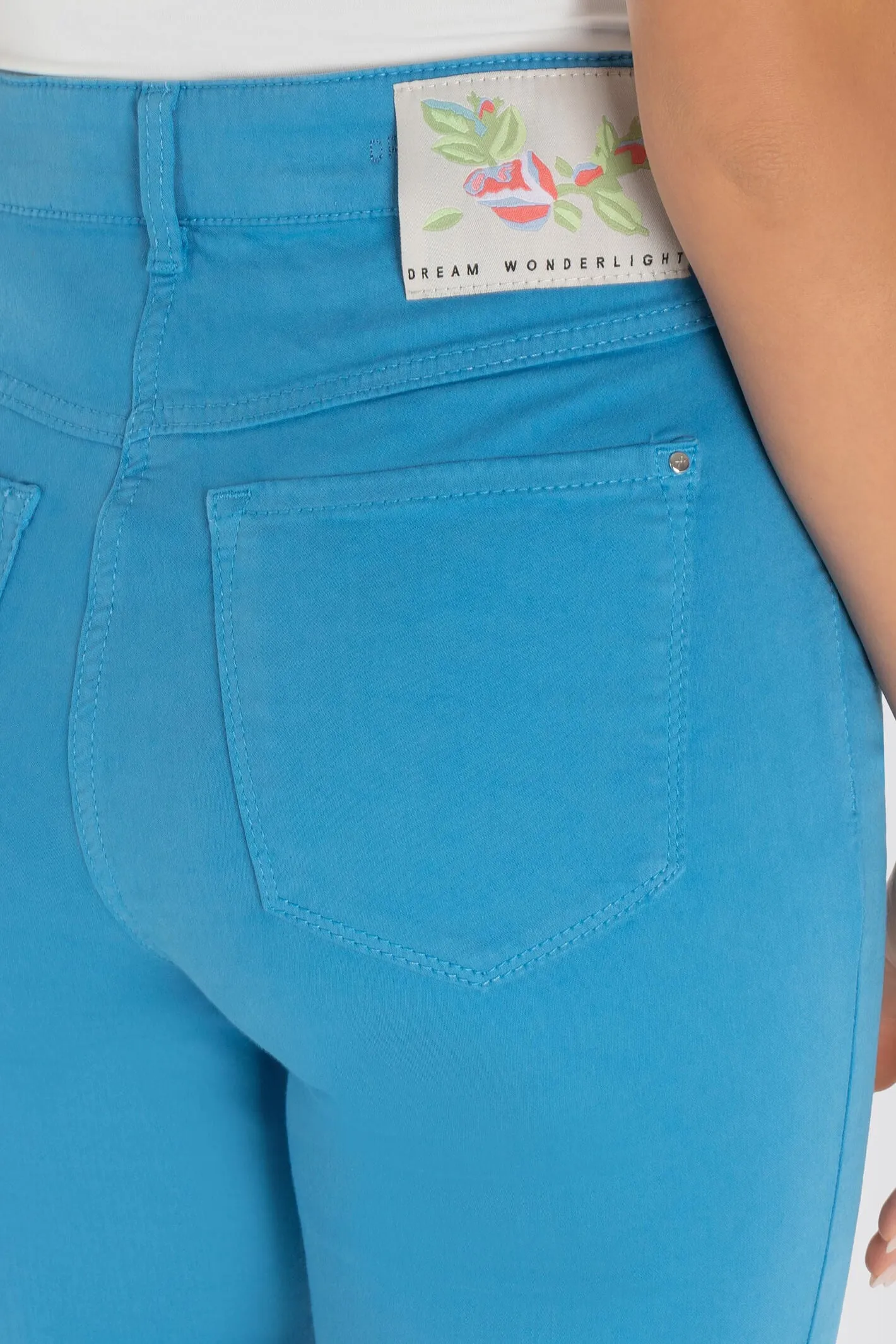MAC 0425 5495-00 156R Swimming Pool Blue Dream Summer Jeans
