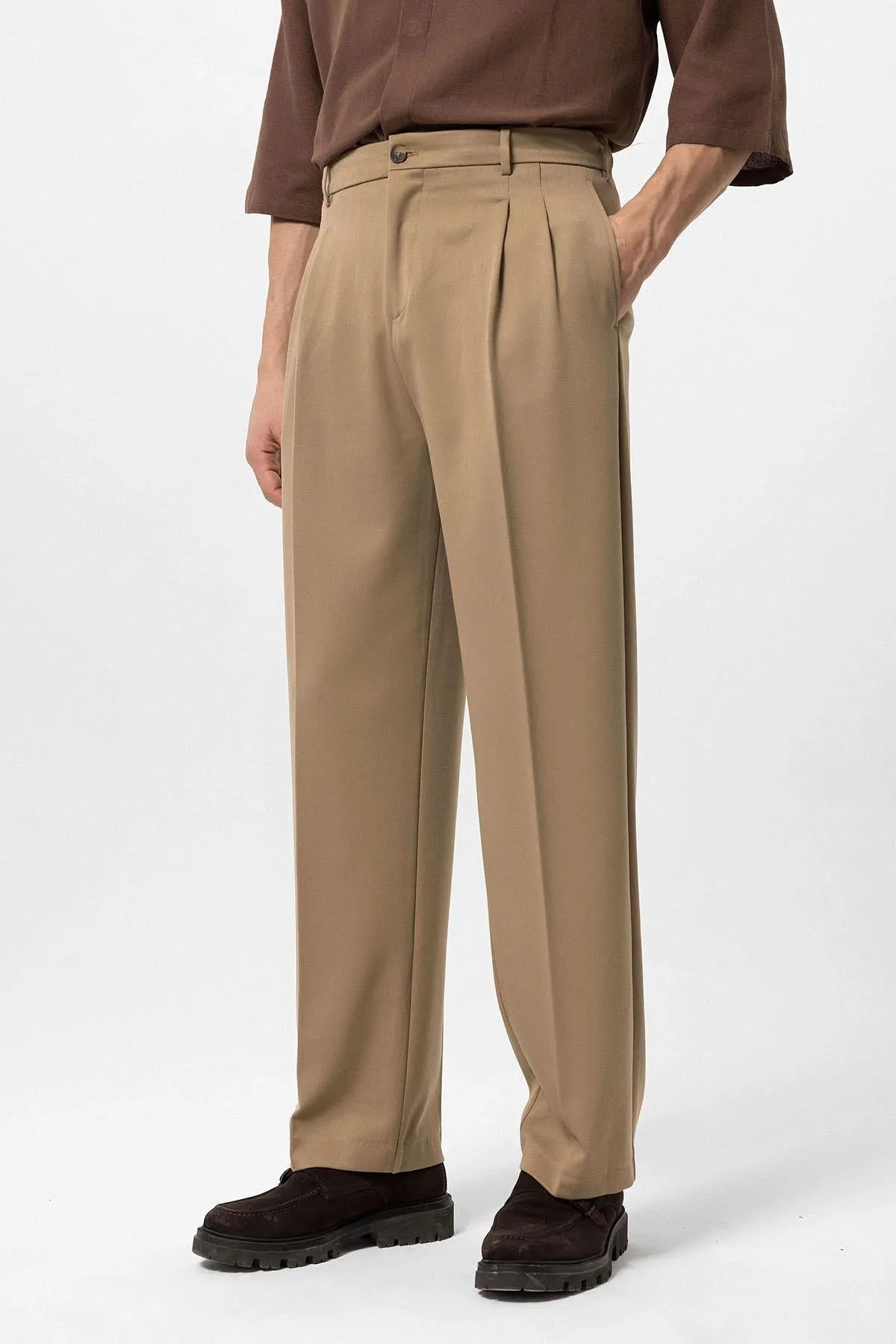 Men's Camel High Waist Pleated Comfortable Fit  Trousers - Wessi
