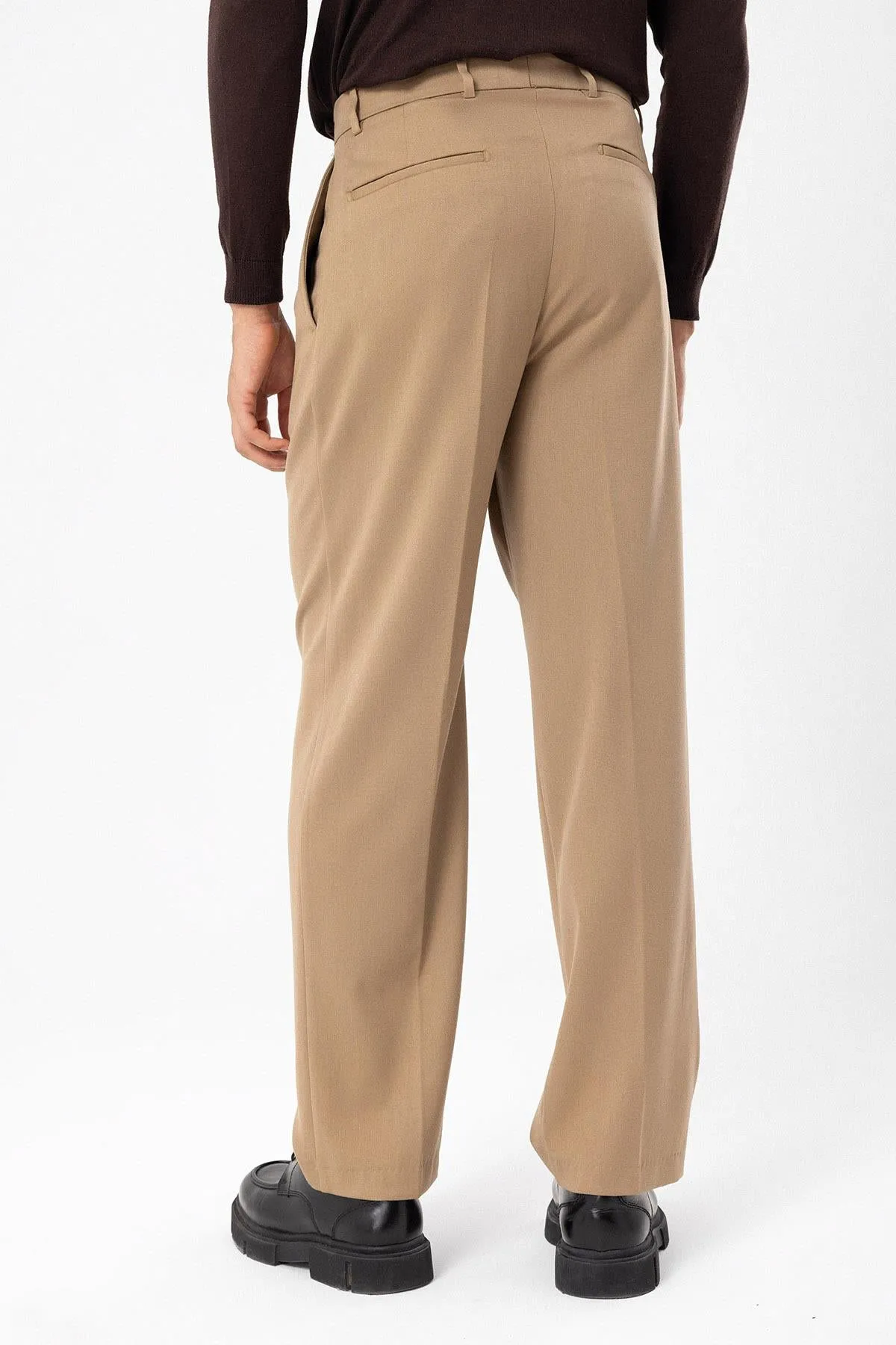 Men's Camel High Waist Pleated Comfortable Fit  Trousers - Wessi