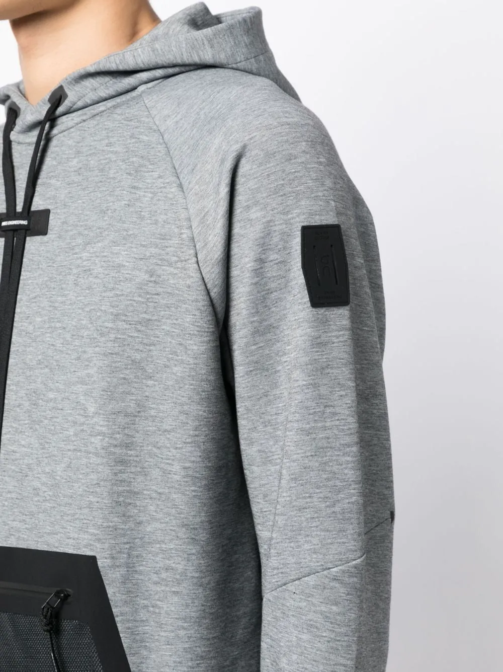 ON RUNNING Soft Relaxed Fit Bonded Patch Pocket Hoodie Grey