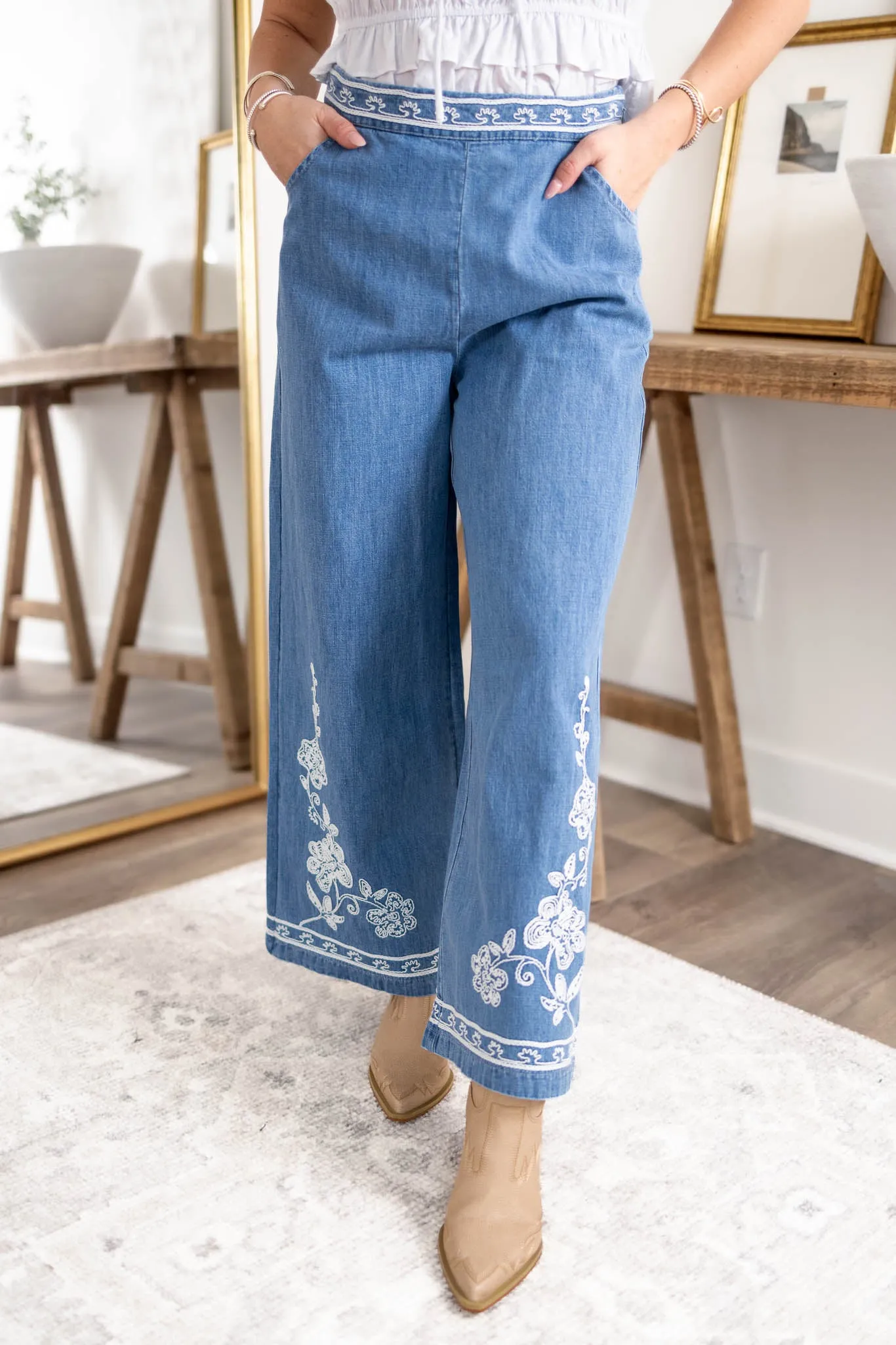Paris Embroidered Pants