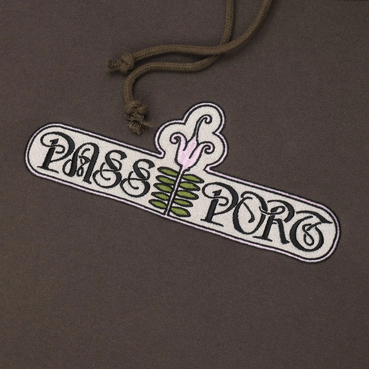 Pass-Port Gardenia Hoodie Bark