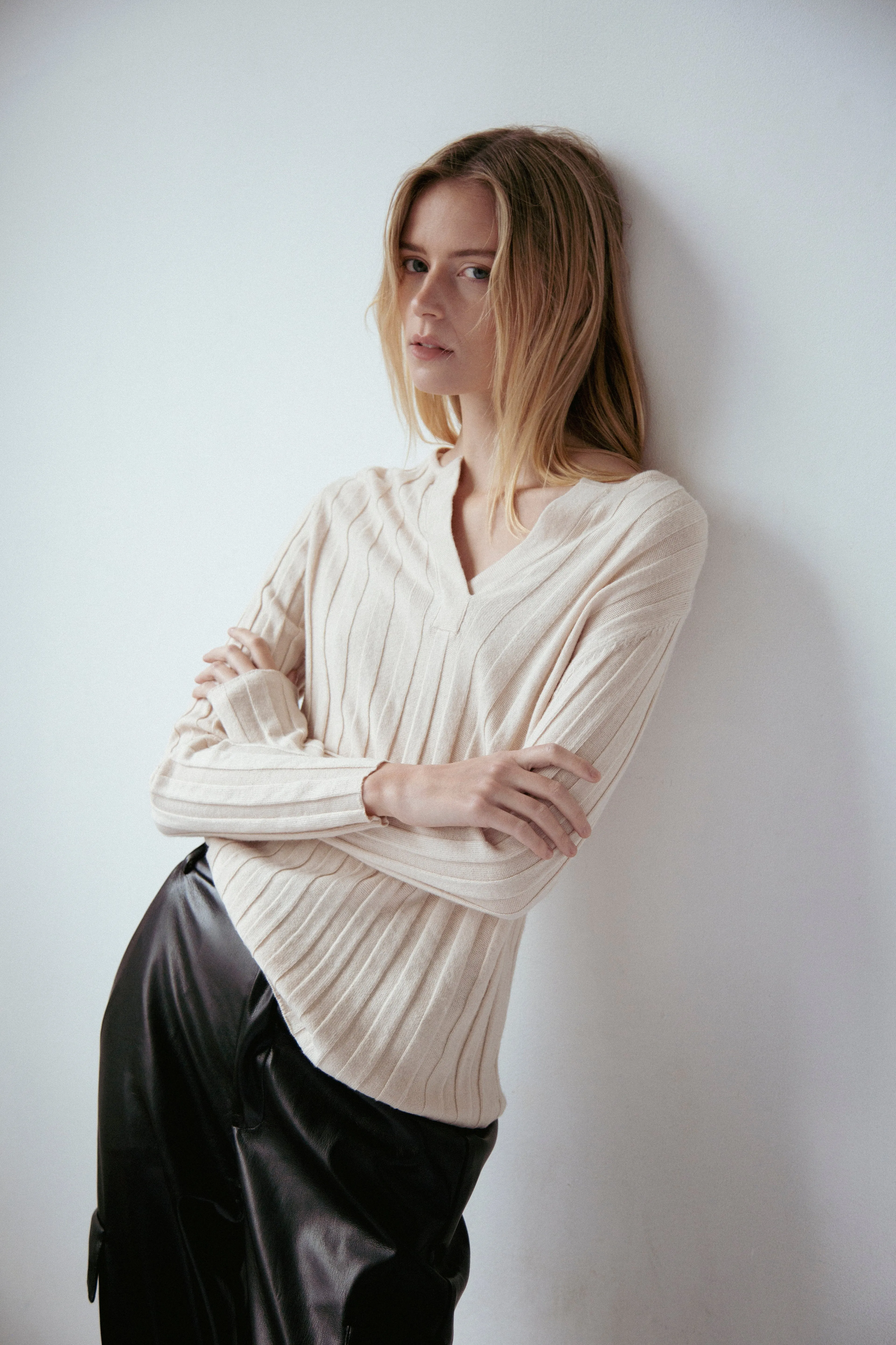 Ribbed Cashmere V Sand
