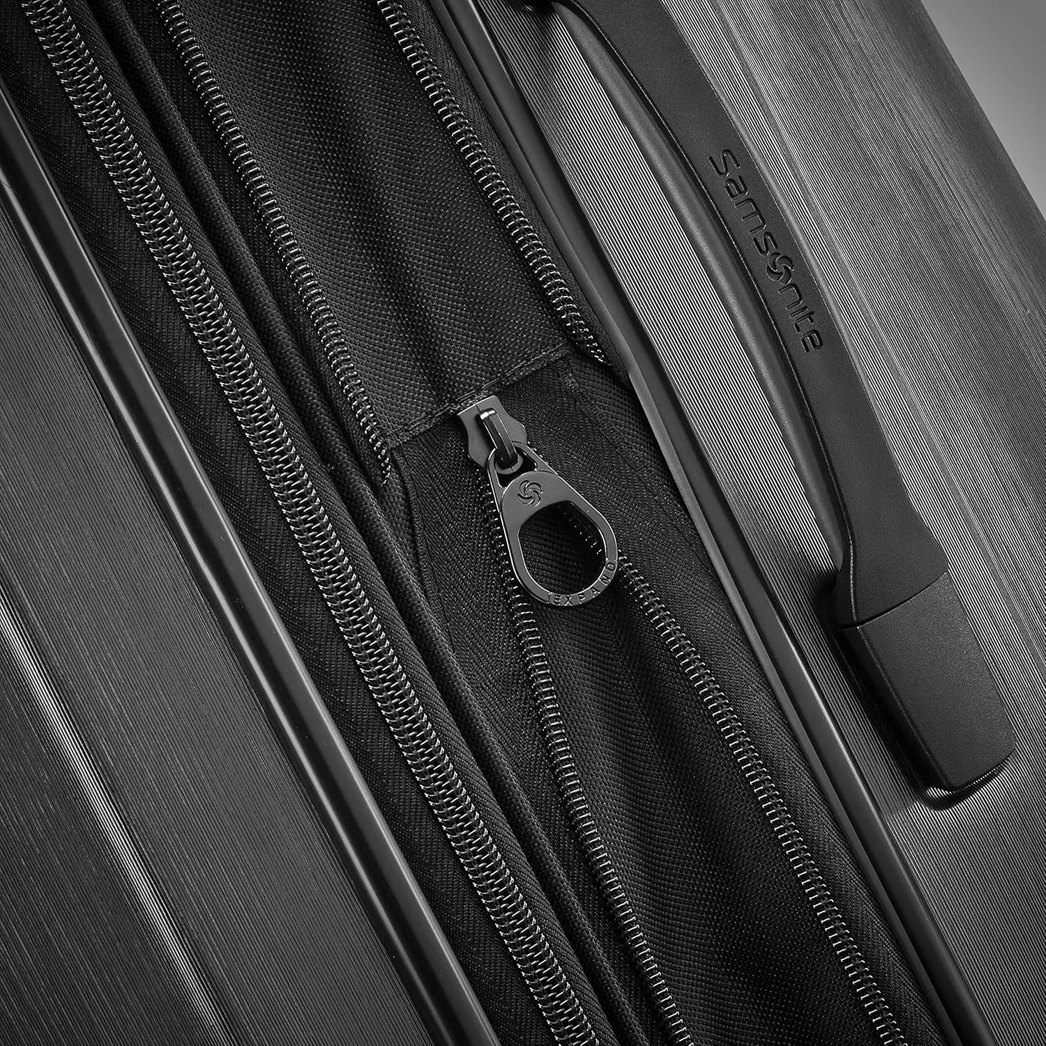 Samsonite Centric 2 Hardside Expandable Luggage with Spinner Wheels, Charcoal, Carry-On 20 Inch