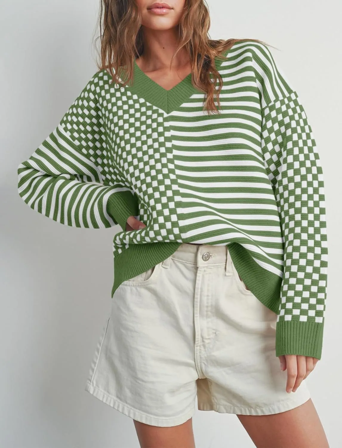 Saodimallsu Womens Checkered Striped Sweater V Neck Long Sleeve 2024 Fall Trendy Loose Knit Cozy Pullover Tops