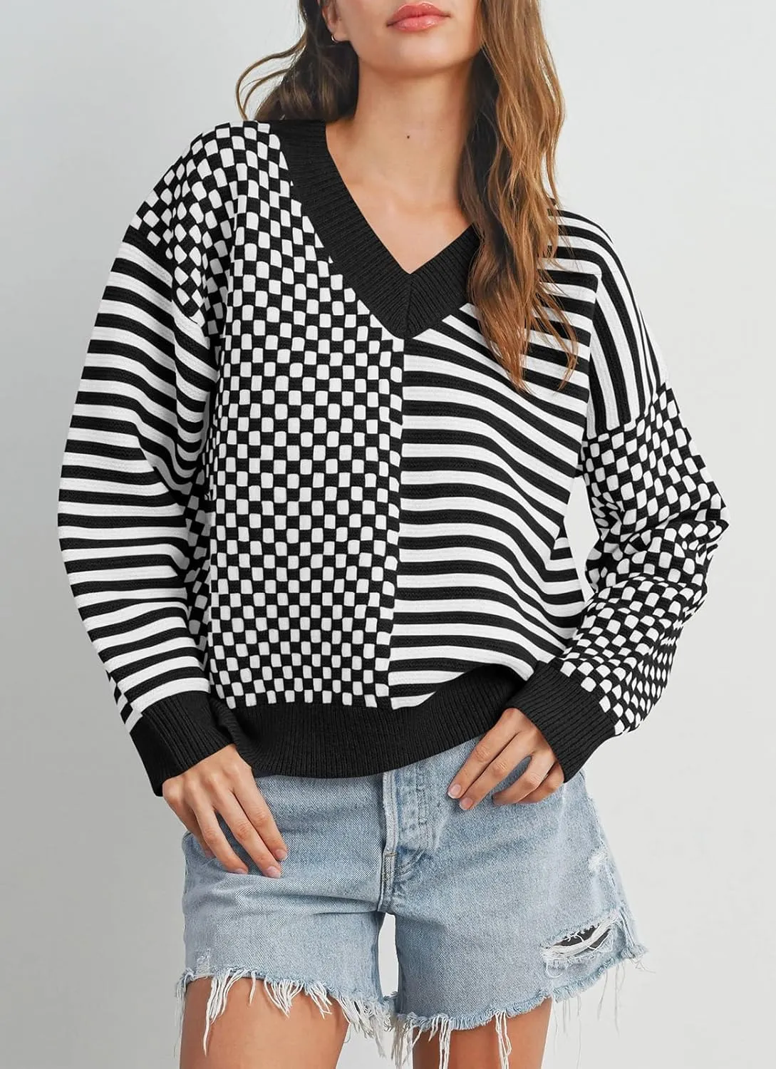 Saodimallsu Womens Checkered Striped Sweater V Neck Long Sleeve 2024 Fall Trendy Loose Knit Cozy Pullover Tops