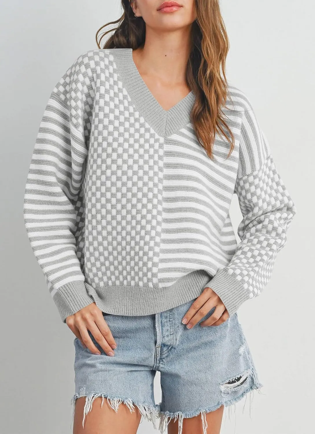 Saodimallsu Womens Checkered Striped Sweater V Neck Long Sleeve 2024 Fall Trendy Loose Knit Cozy Pullover Tops