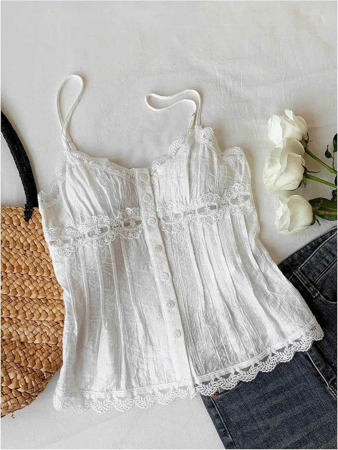 SOLY HUX Women's Lace Trim Button Down Blouses Sleeveless Summer Camisole Tops Coquette Clothes