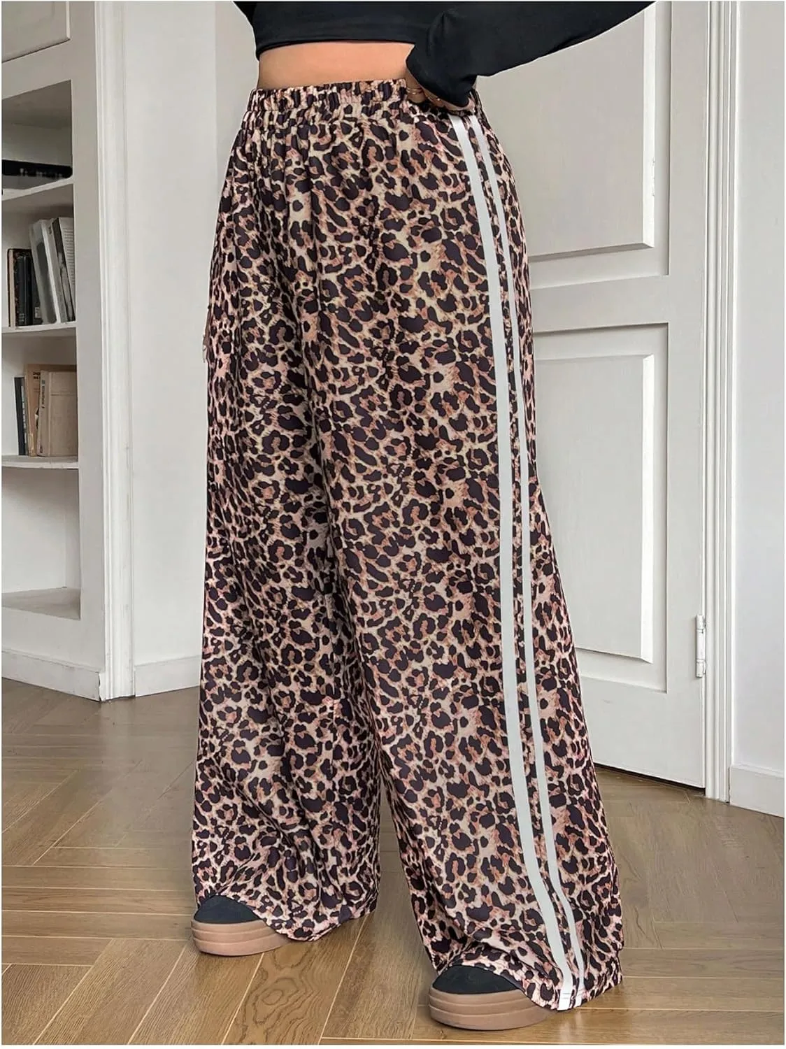 WDIRARA Women's Plus Size Leopard Print Baggy Pants High Rise Elastic Waist Side Strip Trousers