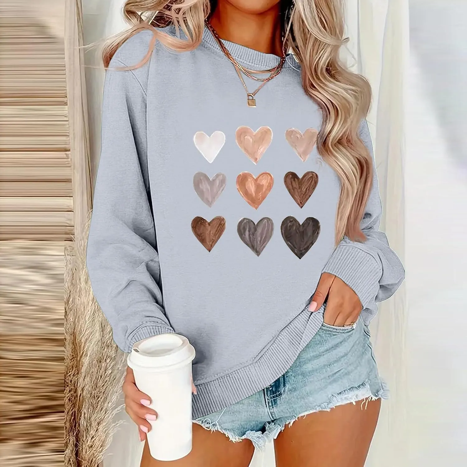 Womens Casual Oversized Sweatshirts Cute Heart Graphic Shirts Crewneck Long Sleeve Comfy Casual Basic Pullover Tops