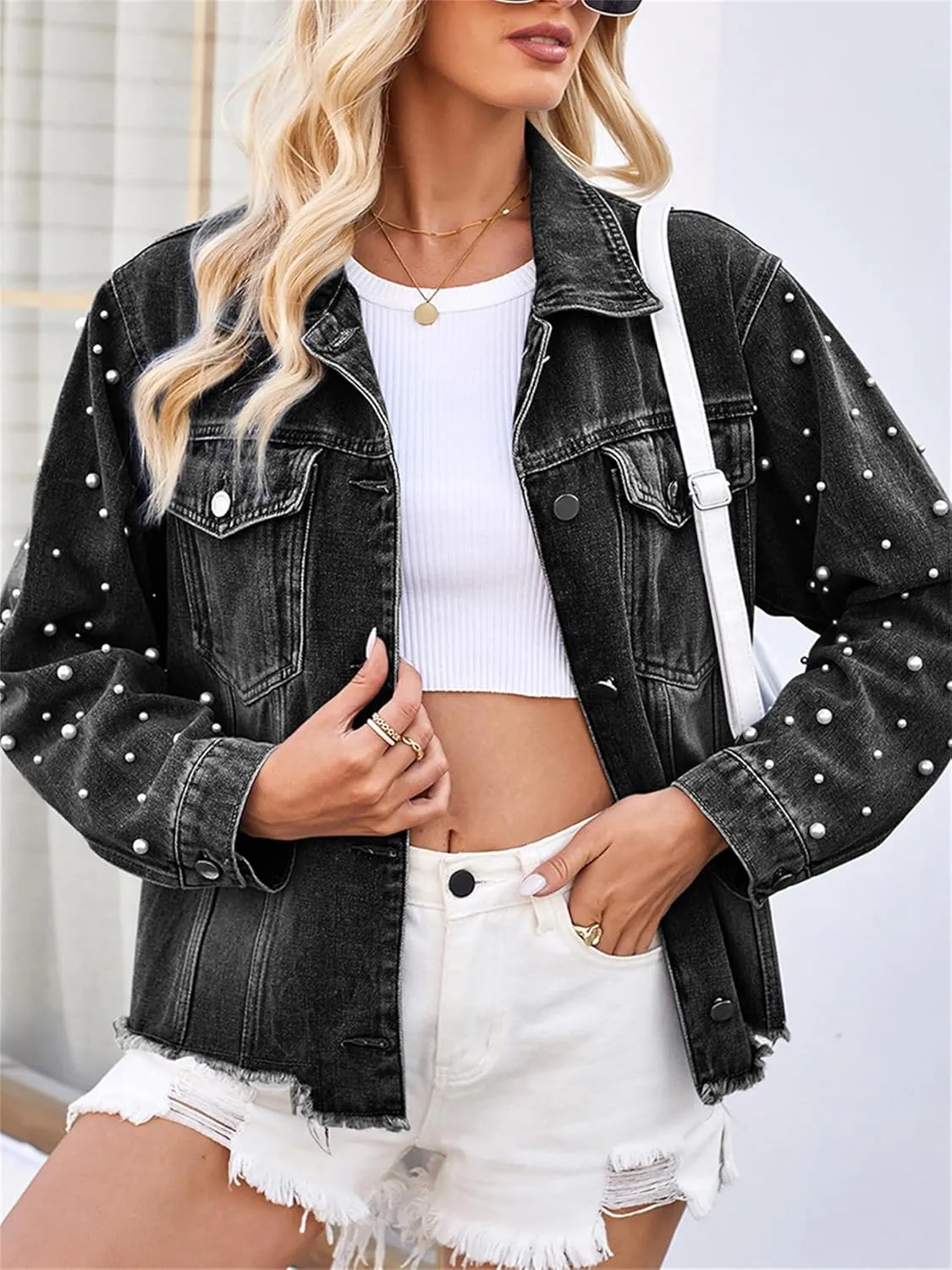 Women's Vintage Wash Denim Jacket Button Down Raw Hem Pearl Long Sleeves Jean Cardigan Coat for Outwear Streetwear