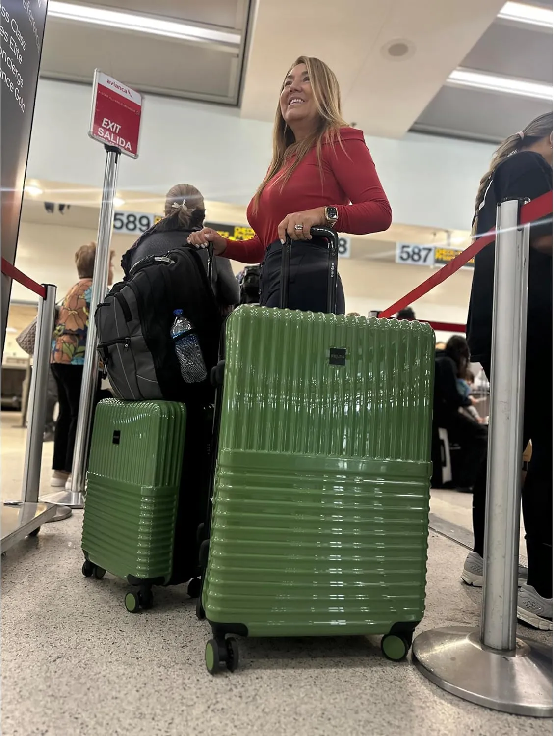World Traveler Dejuno Tonal Lightweight Polycarbonate Hardside Expandable Spinner Luggage Suitcase with TSA Lock, Matcha, 2-Piece Set(20in,28in)
